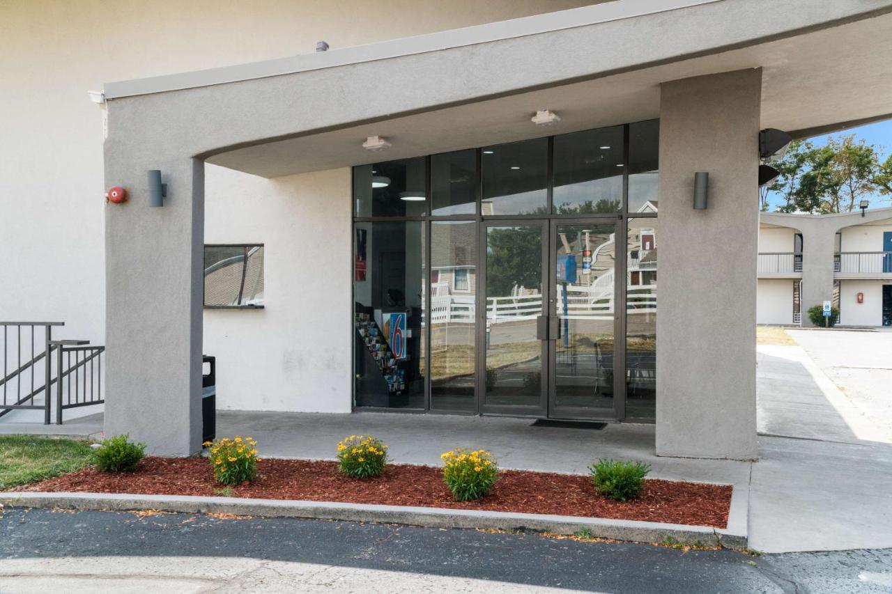 Motel 6-Lexington, Ky - Airport Eksteriør bilde